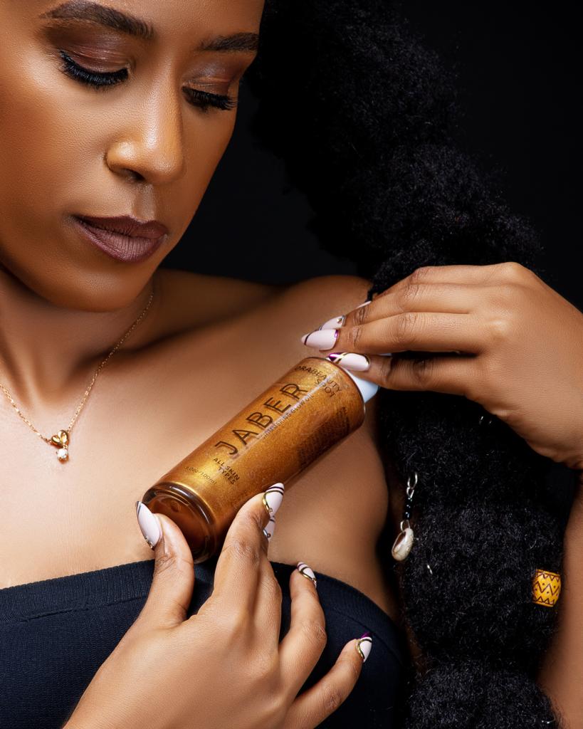 Jaber Glow Oil - Softening and Hydrating Shimmering Body Oil